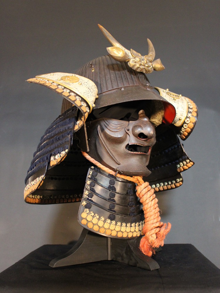 Kabuto - Saotome Ieharu with Ressei Menpo